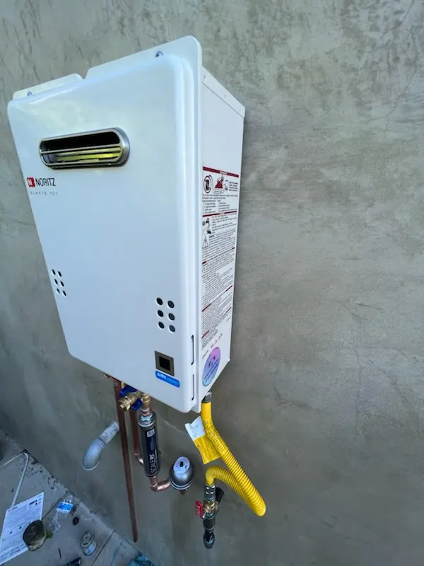 Tankless water heater installation for Oak Grove - Pine Banks homes